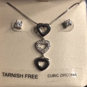 Heart Necklace and Earring Set!